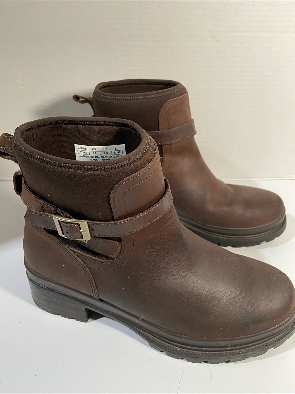 Muck Boots Liberty Waterproof Ankle Leather Boots in brown